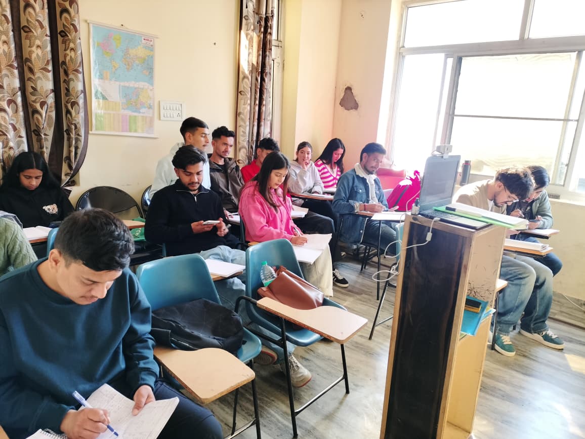 Interactive classroom coaching at Career Pathway Shimla